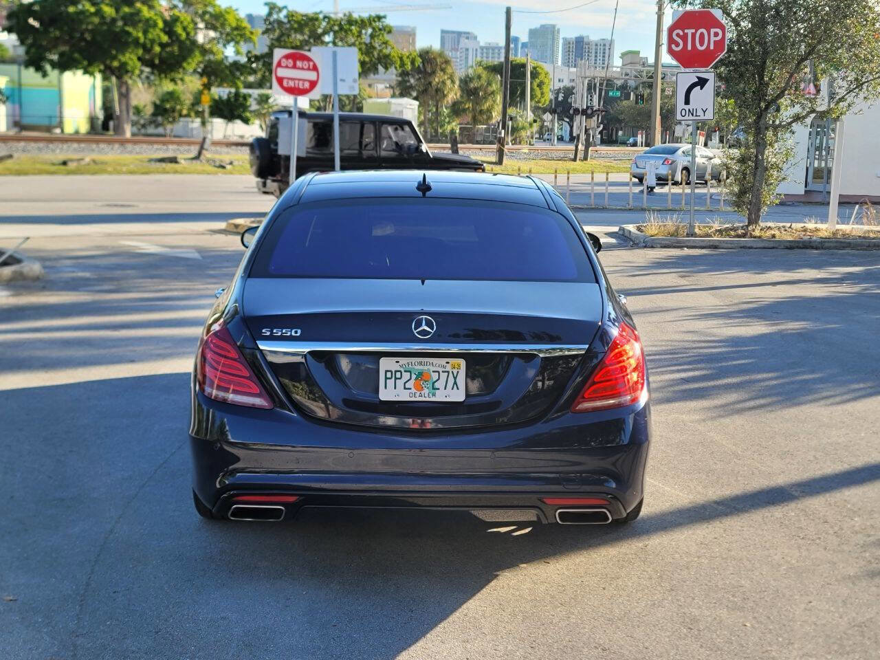 Used 2015 Mercedes-Benz S 550 Sedan image 7