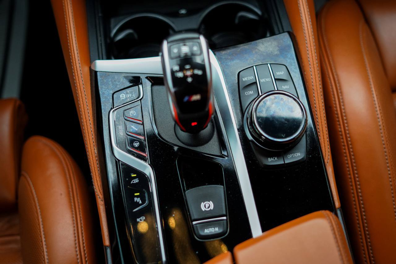 Used 2019 BMW M5 w/ Premium Package AWD/4WD image 17