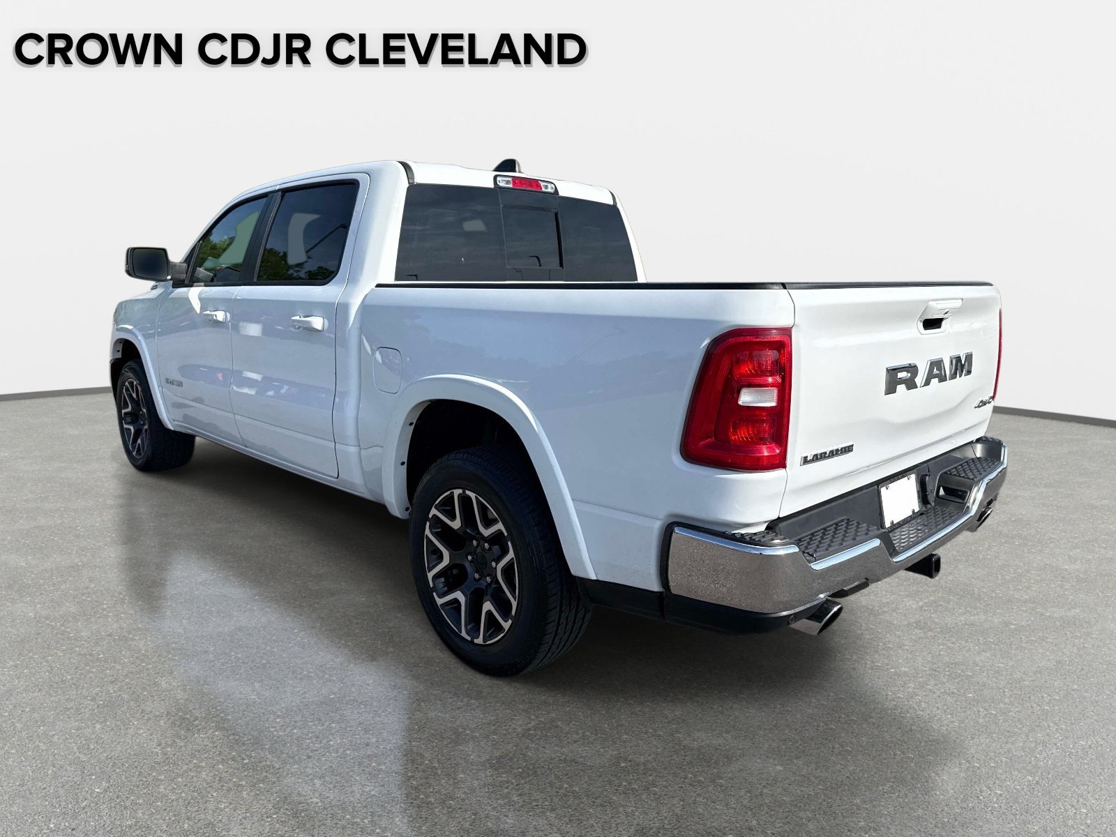 Certified 2025 RAM 1500 Laramie AWD/4WD image 6
