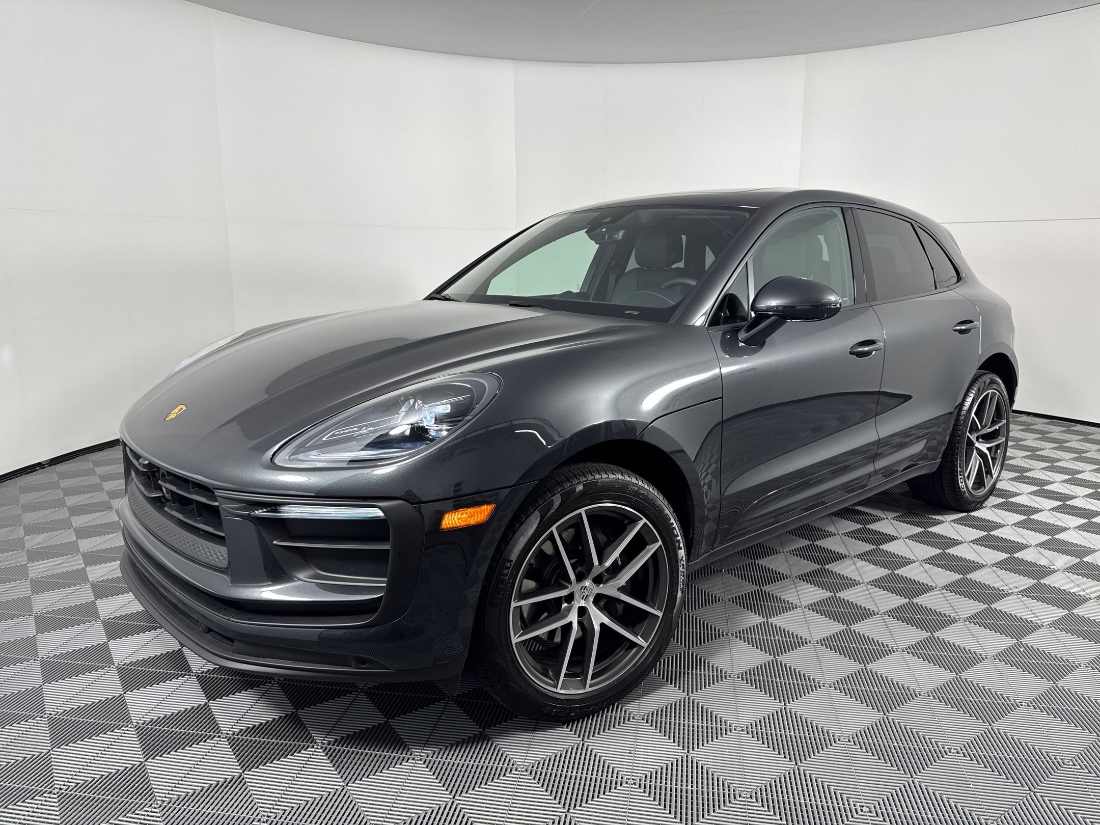 Used 2025 Porsche Macan