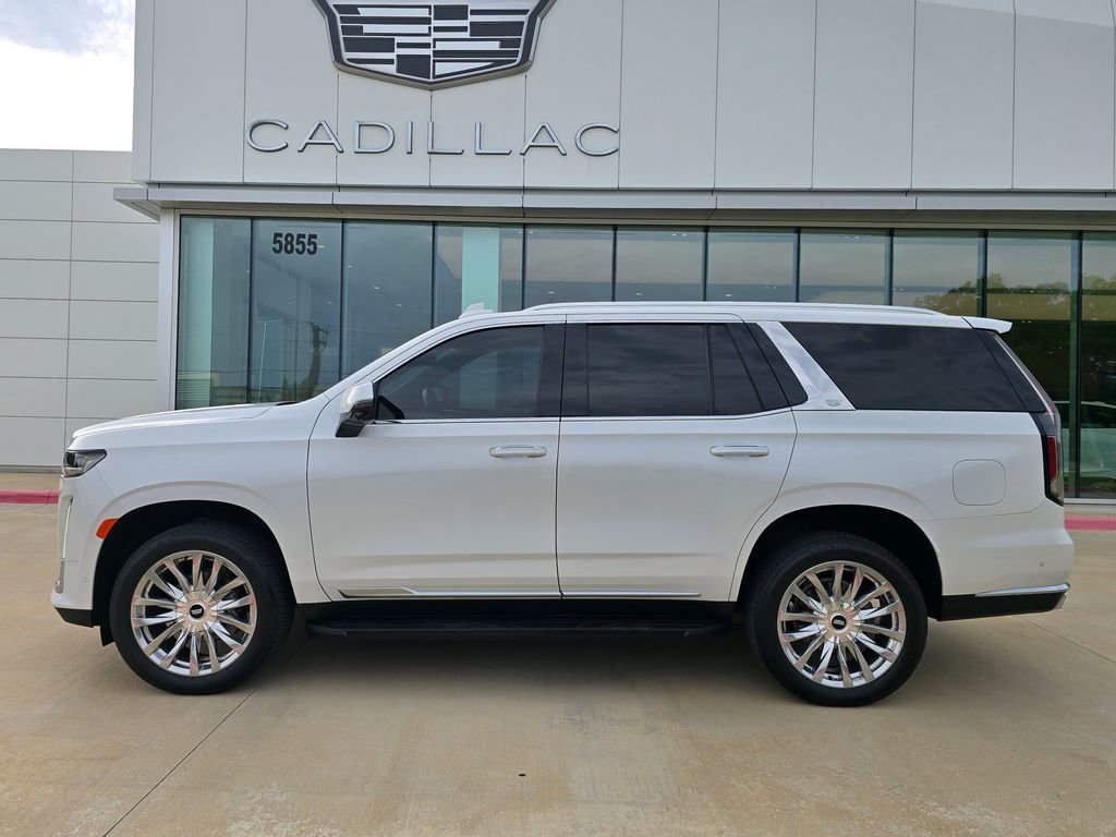 Used 2024 Cadillac Escalade Premium Luxury Platinum RWD image 2