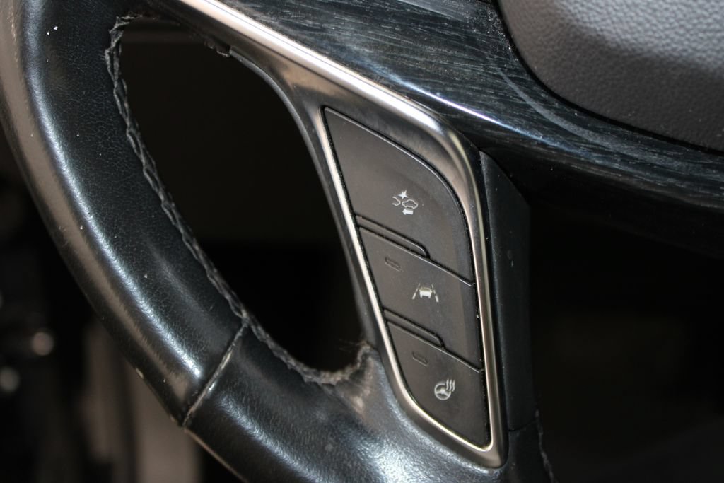 Used 2023 Cadillac XT5 Premium Luxury AWD/4WD image 16