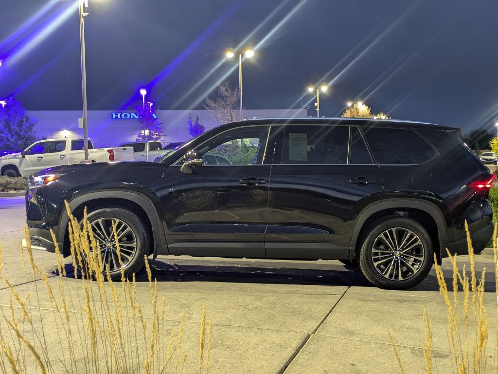 Used 2026 Toyota Grand Highlander AWD Hybrid image 5