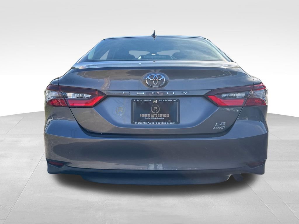Used 2021 Toyota Camry LE AWD/4WD image 4