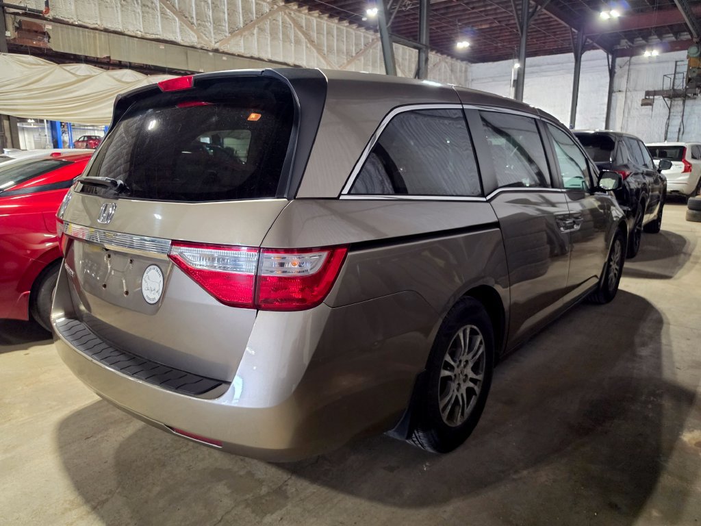 Used 2013 Honda Odyssey EX-L image 2