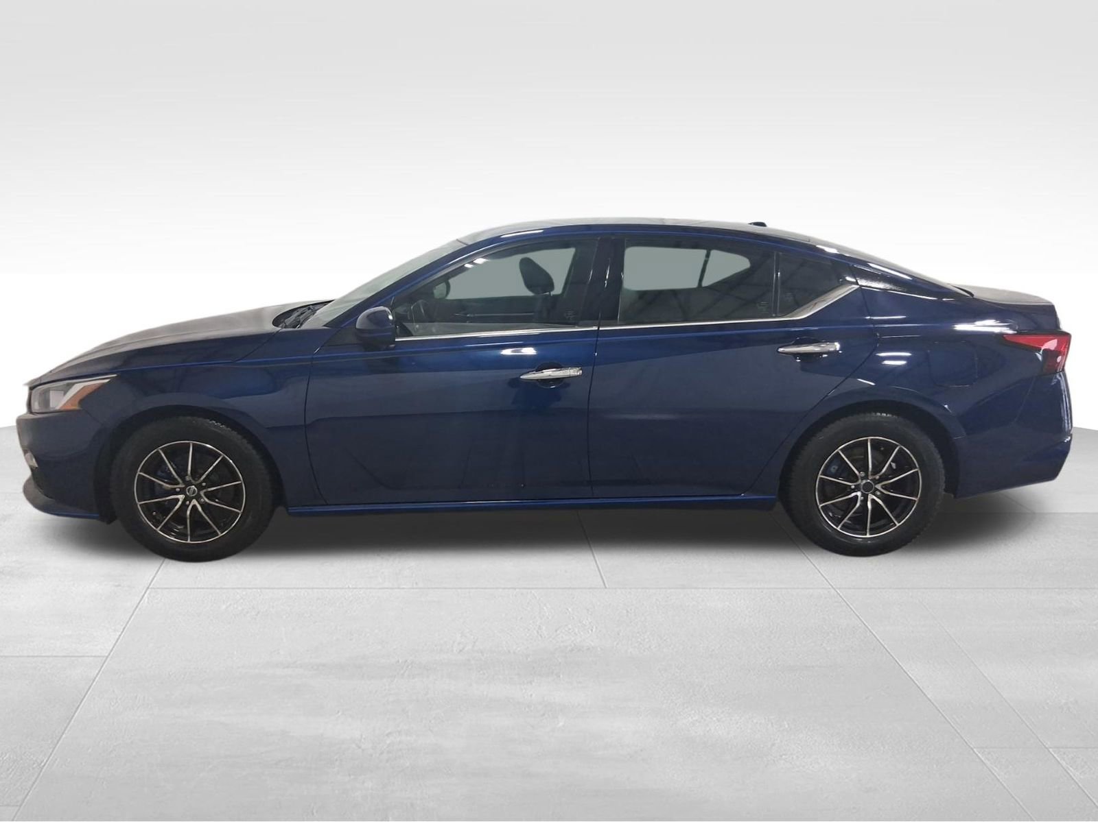Used 2019 Nissan Altima 2.5 S FWD image 8