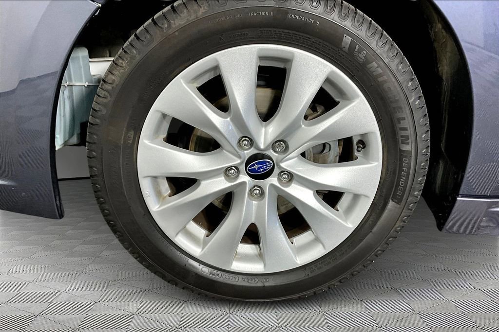 Used 2017 Subaru Legacy 2.5i Premium image 30
