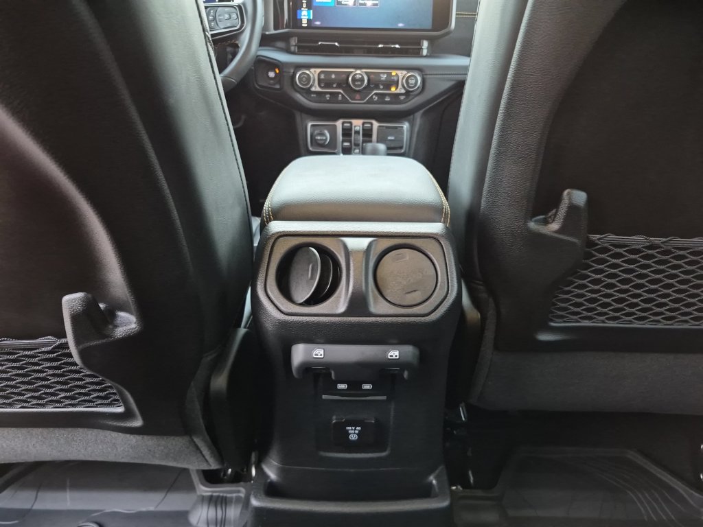 Used 2025 Jeep Wrangler Unlimited Rubicon 392 AWD/4WD image 30