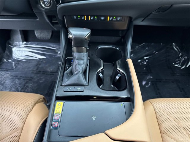 Certified 2025 Lexus ES 300h Ultra Luxury image 26