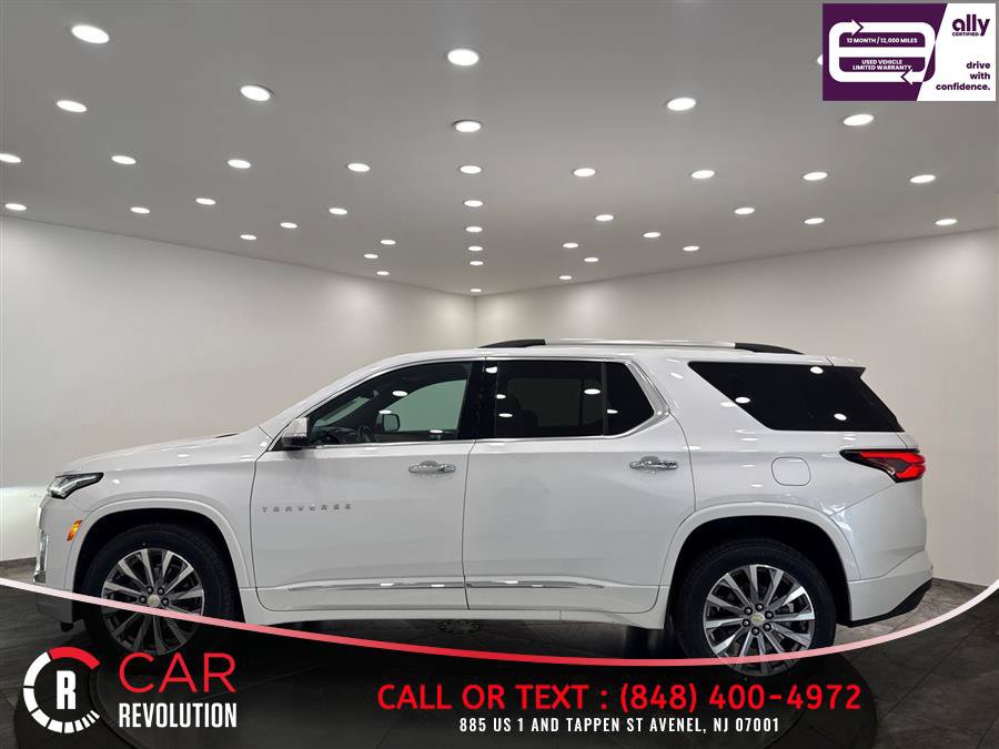 Used 2023 Chevrolet Traverse Premier FWD image 3