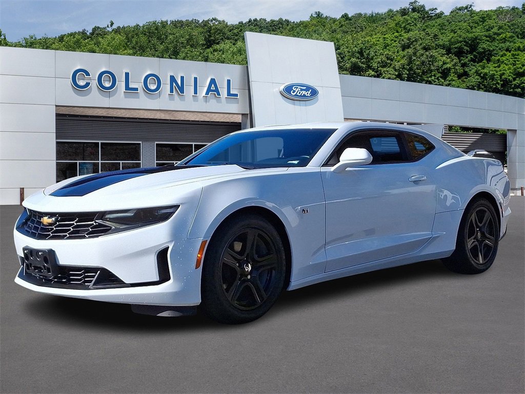Used 2024 Chevrolet Camaro LT image 3