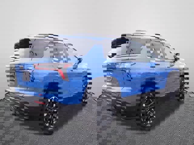 Used 2025 Chevrolet Equinox RS w/ Safety and Technology Package image 3