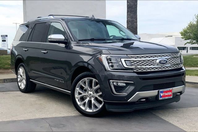 Used 2018 Ford Expedition Platinum AWD/4WD image 2