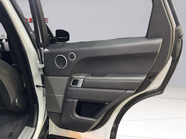 Used 2017 Land Rover Range Rover Sport HSE image 29