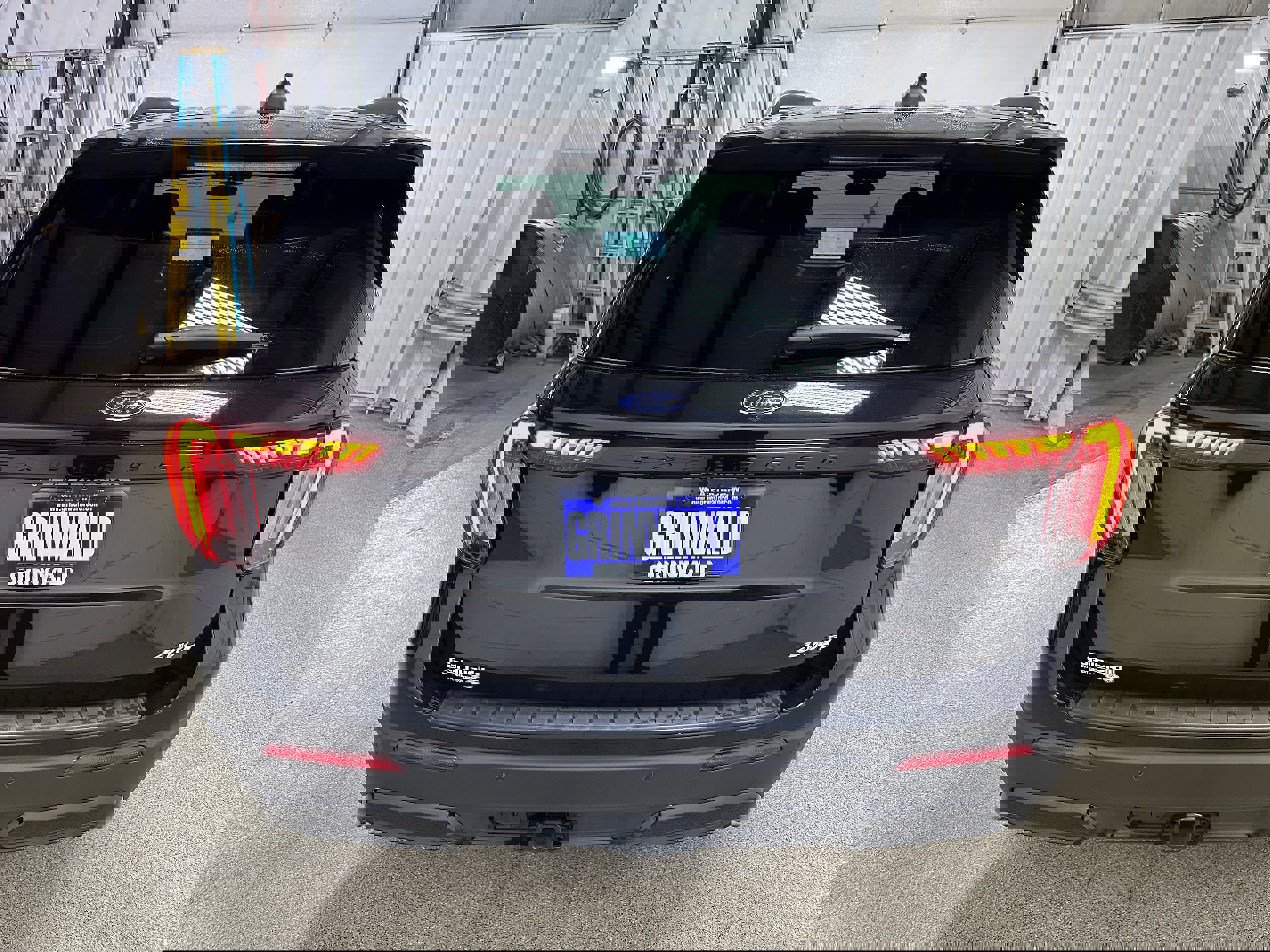 Certified 2025 Ford Explorer ST-Line image 27