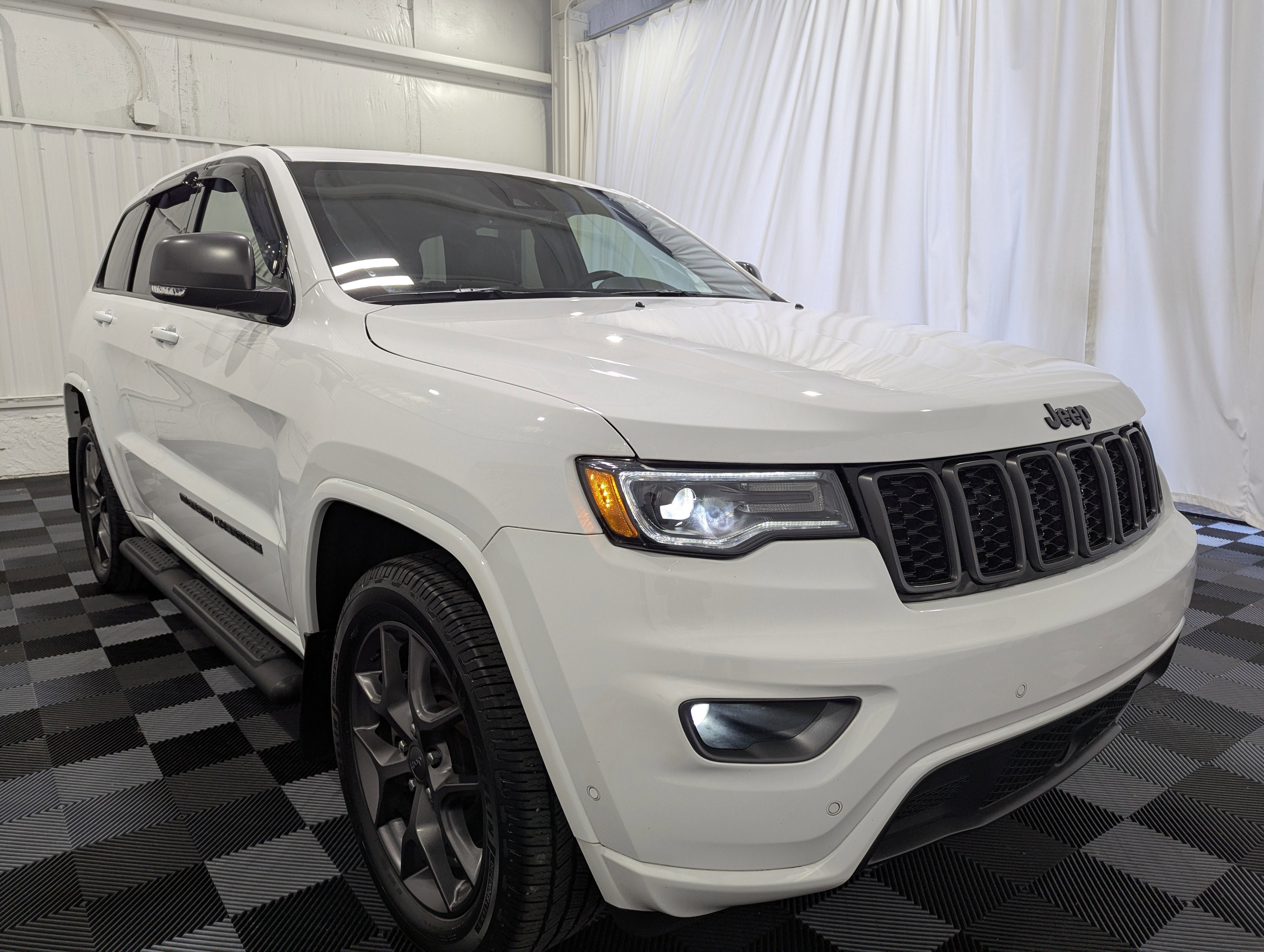 Used 2021 Jeep Grand Cherokee Limited w/ Quick Order Package 28K 80th AWD/4WD image 4