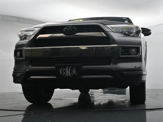 Used 2019 Toyota 4Runner Limited AWD/4WD image 35