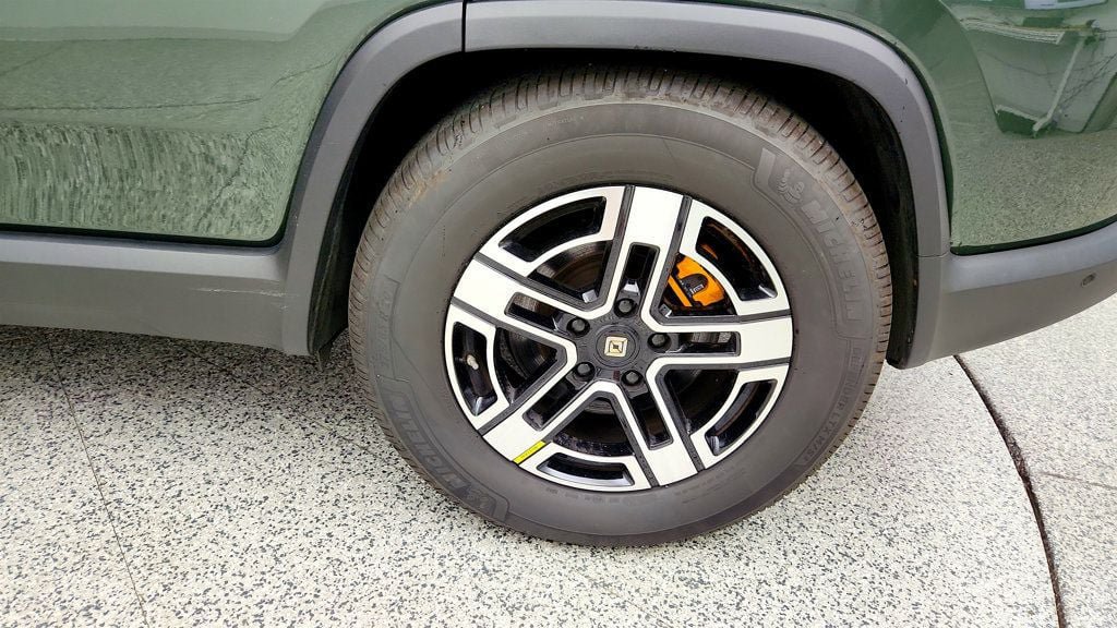 Used 2022 Rivian R1S Launch Edition Quad AWD/4WD image 9