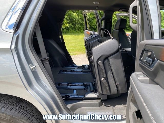 Used 2025 GMC Yukon Denali AWD/4WD image 44