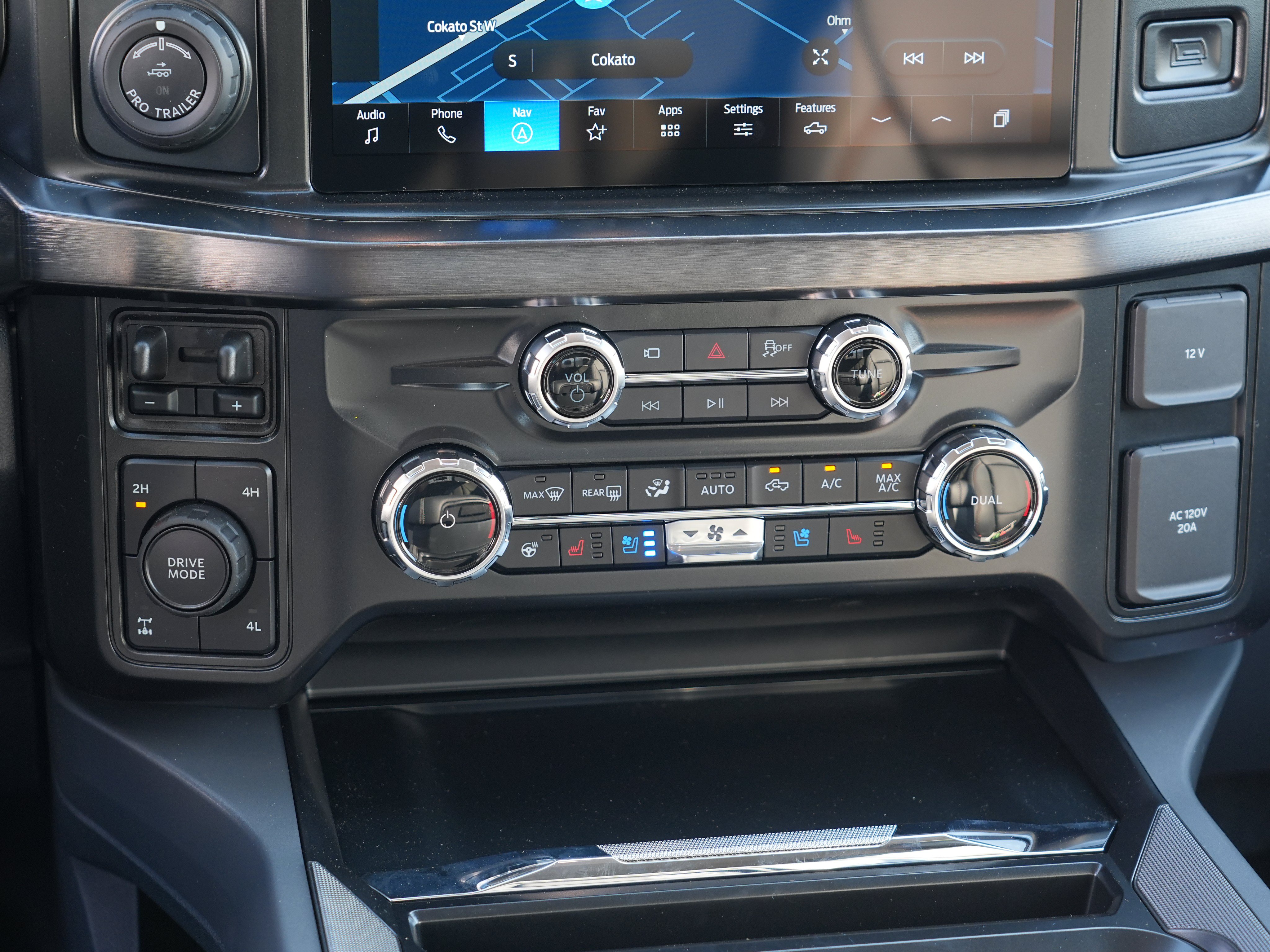 New 2026 Ford F350 4x4 Crew Cab Super Duty image 43