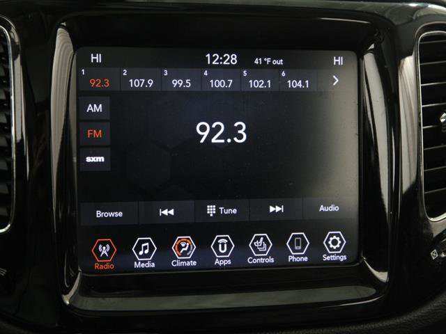 Used 2020 Jeep Compass Limited image 10