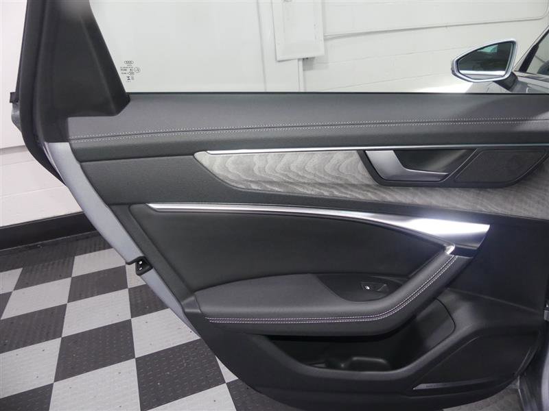 Used 2024 Audi A6 Premium Plus w/ Premium Plus Package AWD/4WD image 25