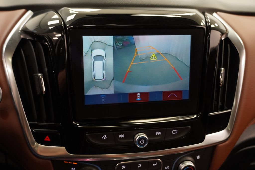 Used 2019 Chevrolet Traverse High Country w/ LPO, Floor Liner Package AWD/4WD image 21