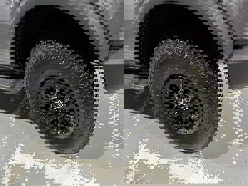 Used 2024 Ford Bronco Wildtrak image 14
