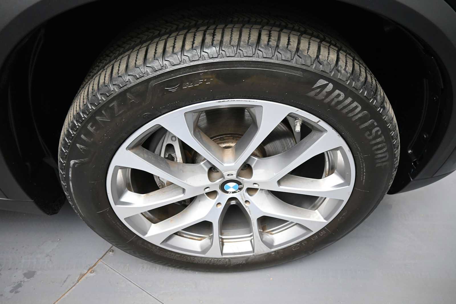 Used 2024 BMW X5 xDrive40i w/ Climate Comfort Package AWD/4WD image 12