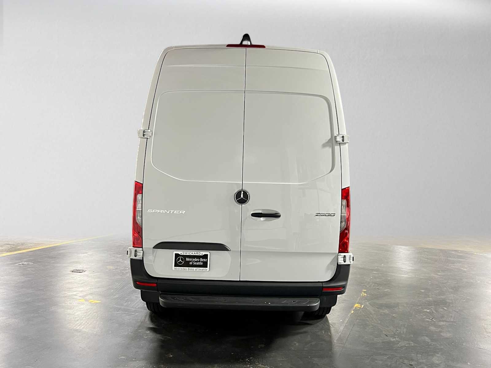 Used 2026 Mercedes-Benz Sprinter 2500 image 4