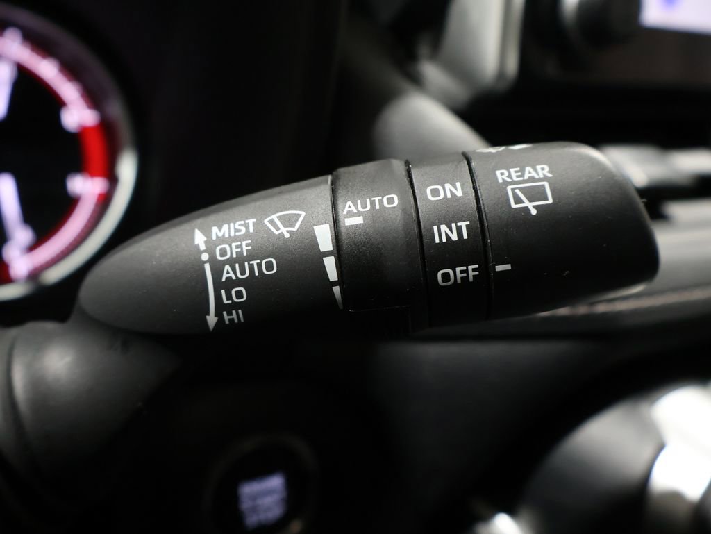 Used 2024 Toyota RAV4 XLE image 38