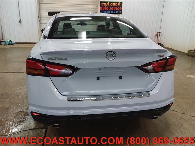 Used 2023 Nissan Altima 2.5 SR FWD image 8