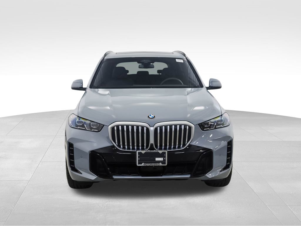 Used 2026 BMW X5 xDrive40i w/ M Sport Package image 8