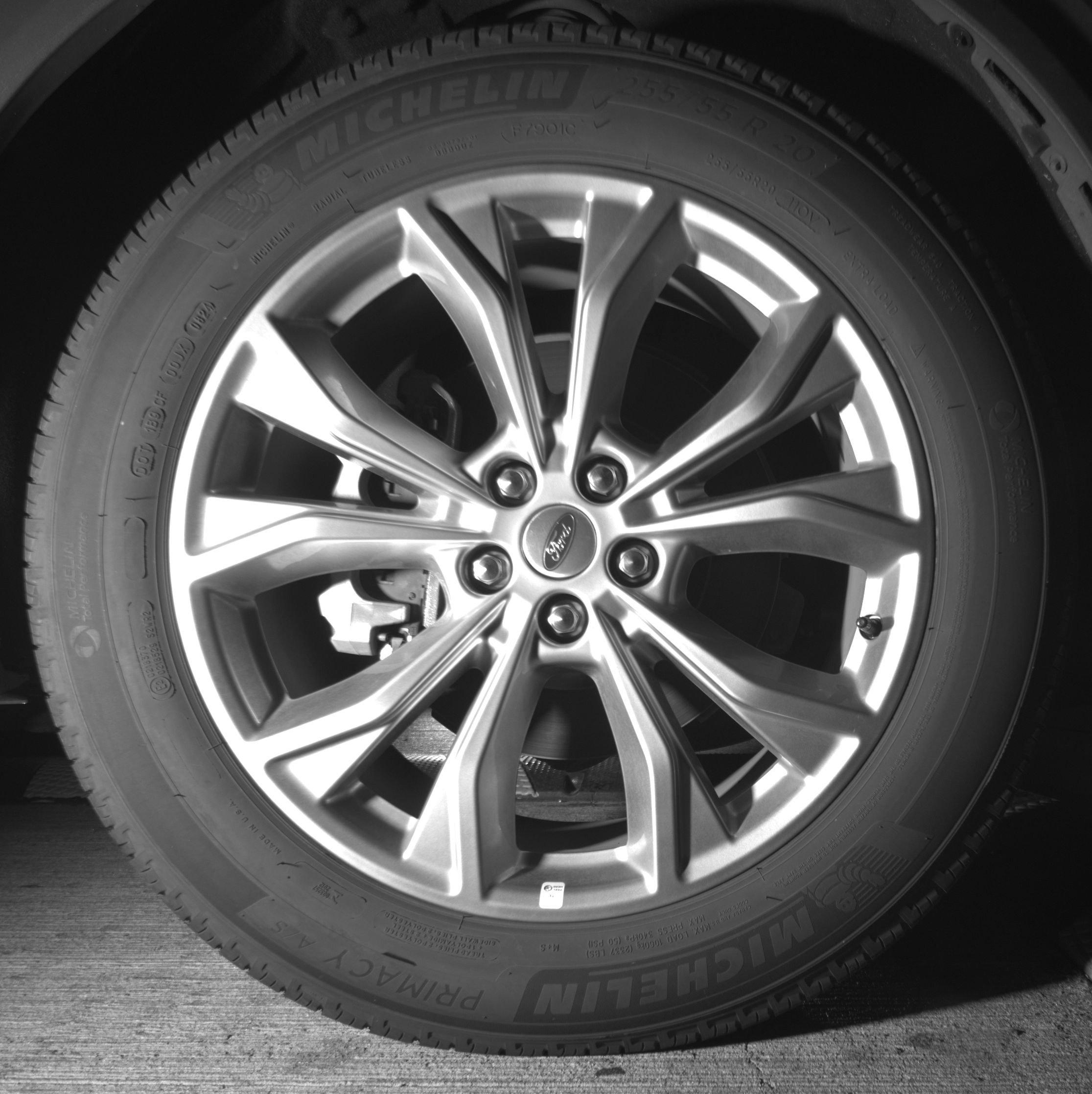 Used 2024 Ford Explorer Limited AWD/4WD image 13
