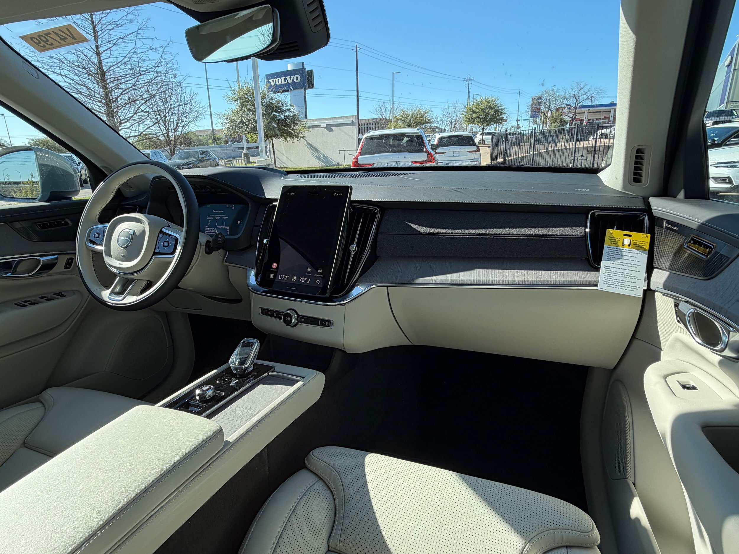 New 2026 Volvo XC90 B6 Ultra w/ Protection Package AWD/4WD image 11
