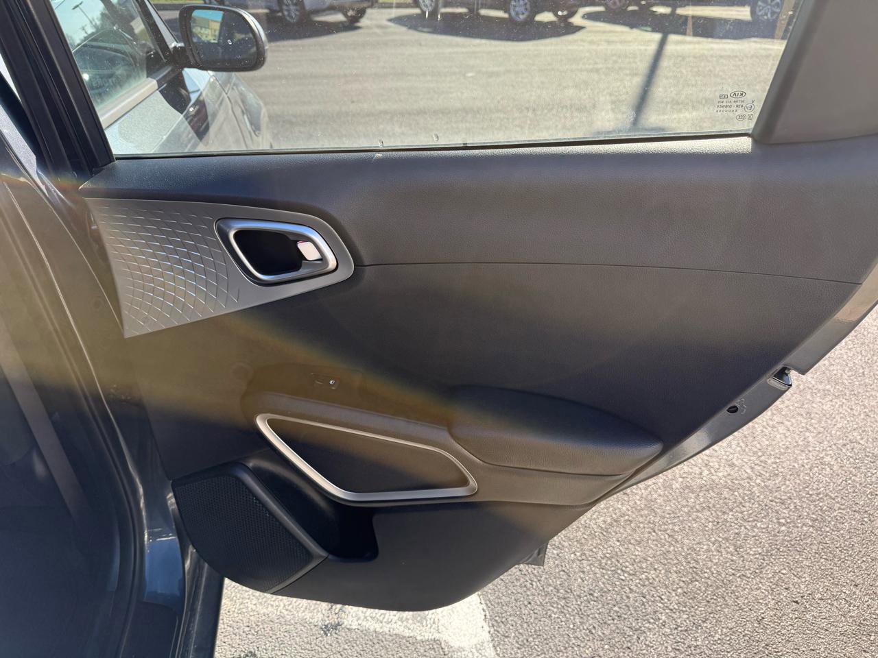 Used 2021 Kia Soul LX image 23