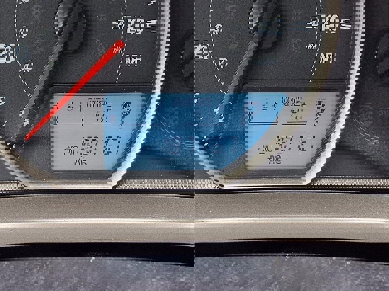 Used 2015 Toyota RAV4 LE image 26