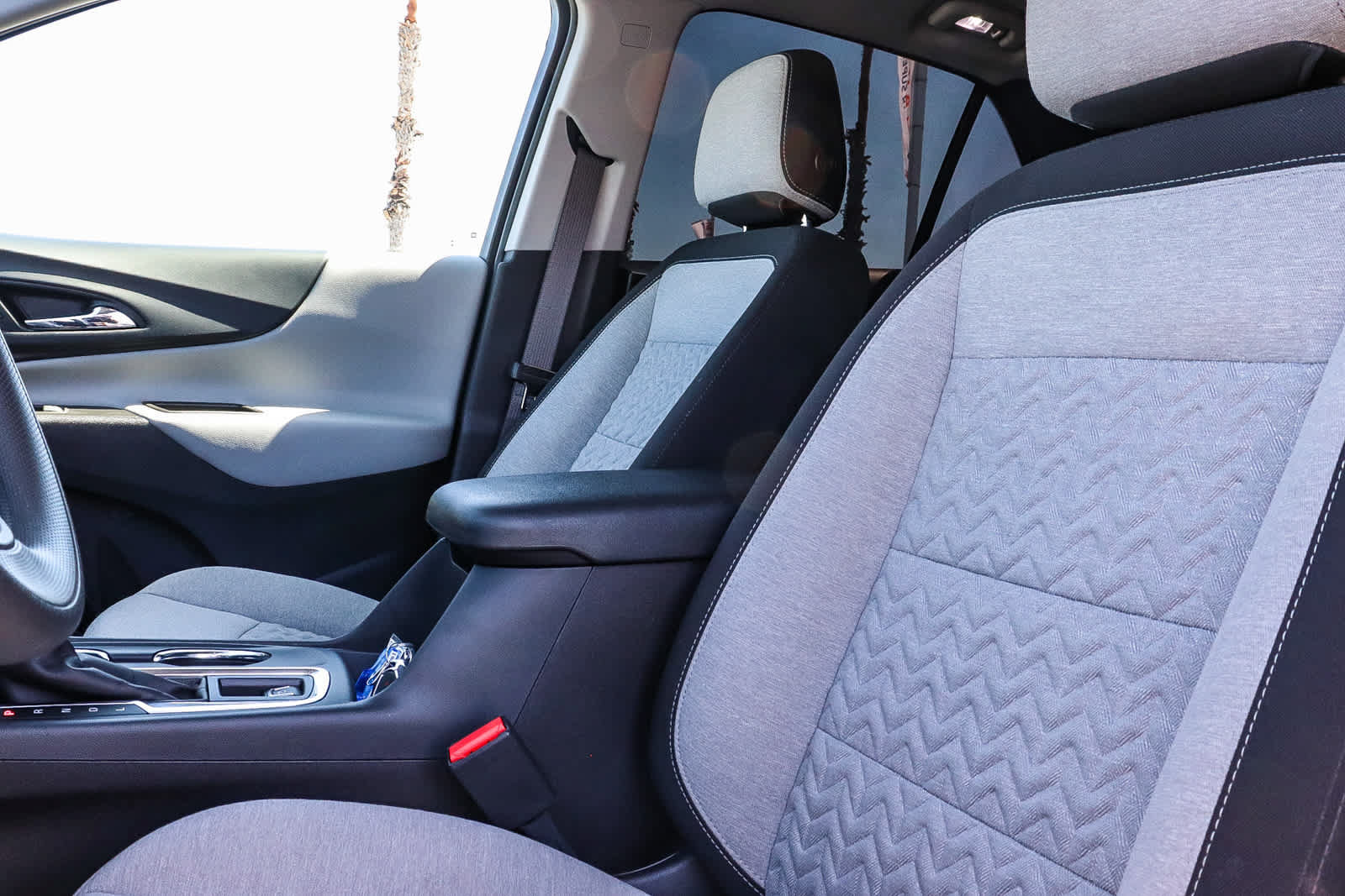 Used 2023 Chevrolet Equinox LS w/ LS Convenience Package FWD image 27