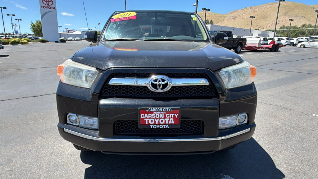 Used 2011 Toyota 4Runner Limited AWD/4WD image 8