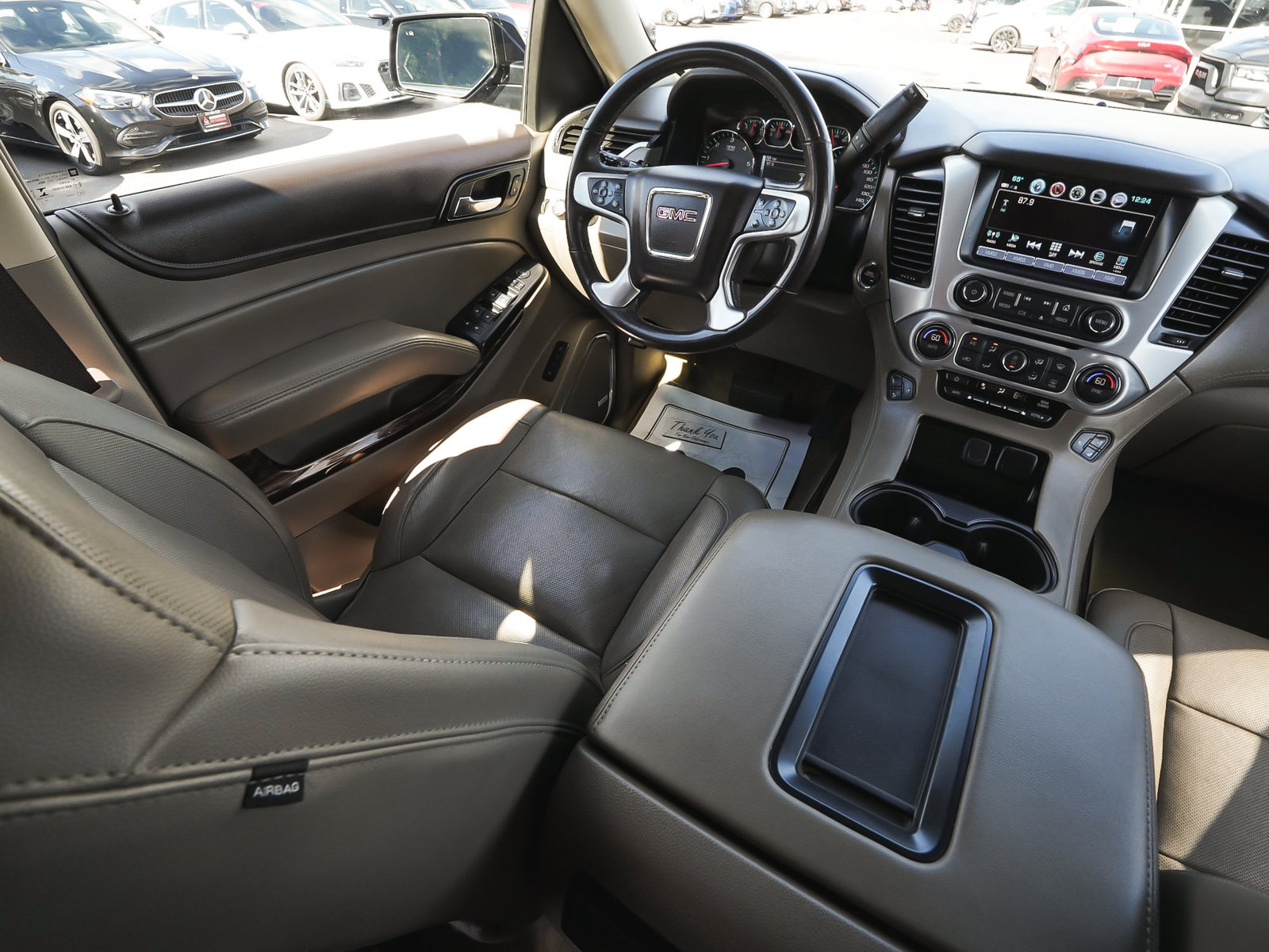 Used 2018 GMC Yukon XL SLT w/ Premium Edition AWD/4WD image 49