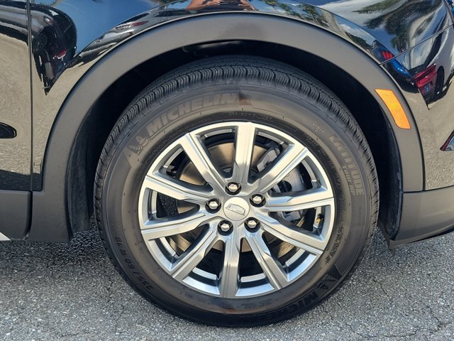 Used 2023 Cadillac XT4 Premium Luxury AWD/4WD image 12