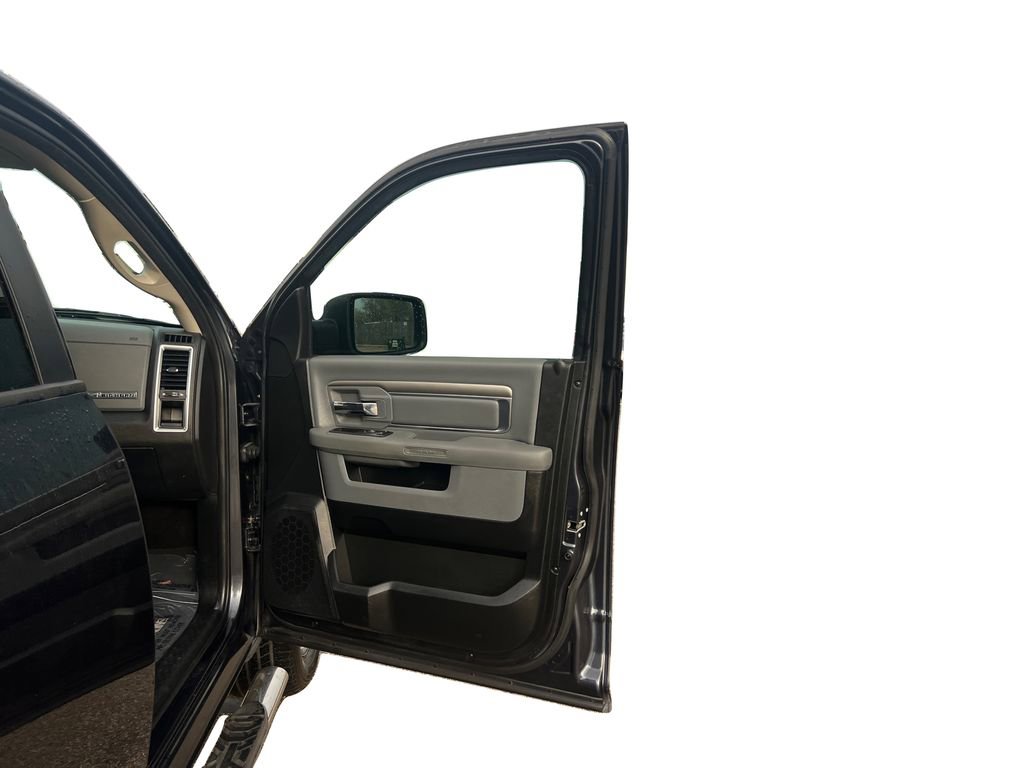Used 2019 RAM 1500 Big Horn image 22