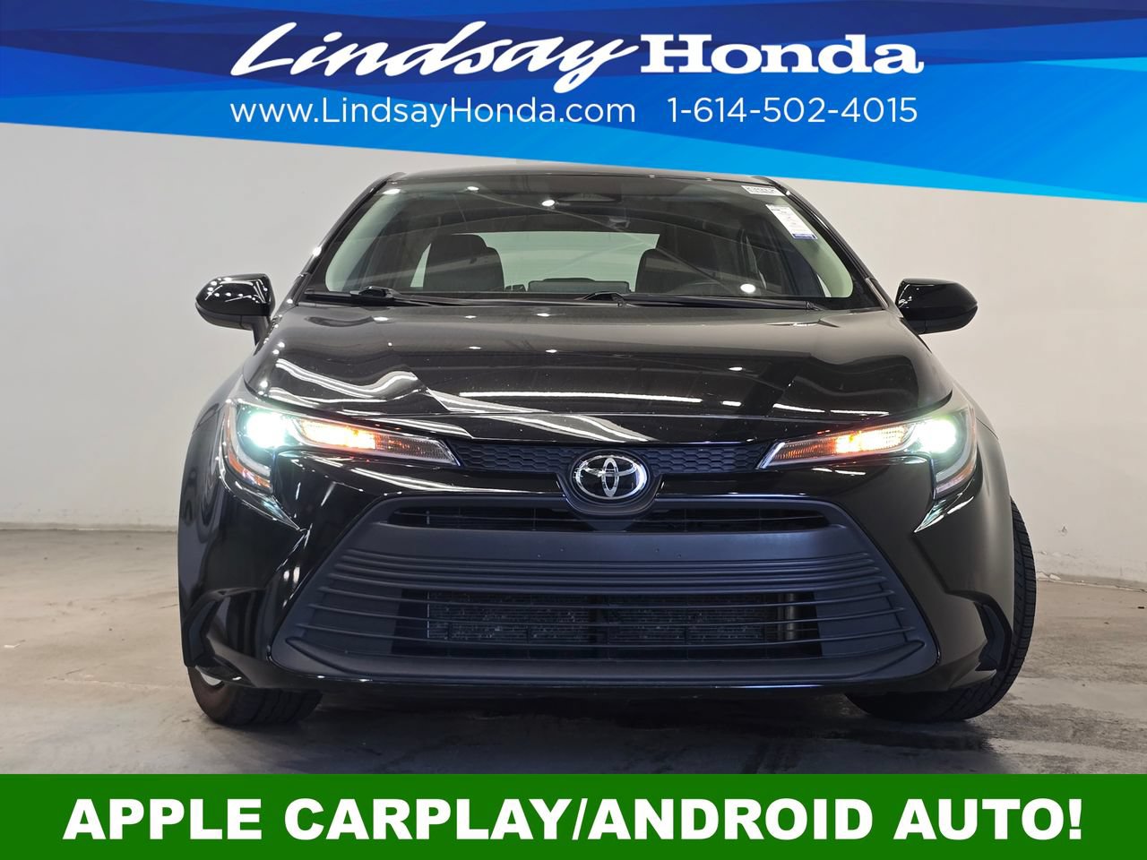 Used 2024 Toyota Corolla LE FWD image 2