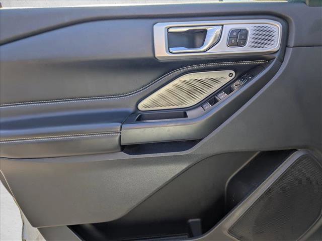 Used 2020 Ford Explorer ST w/ ST Street Pack image 9