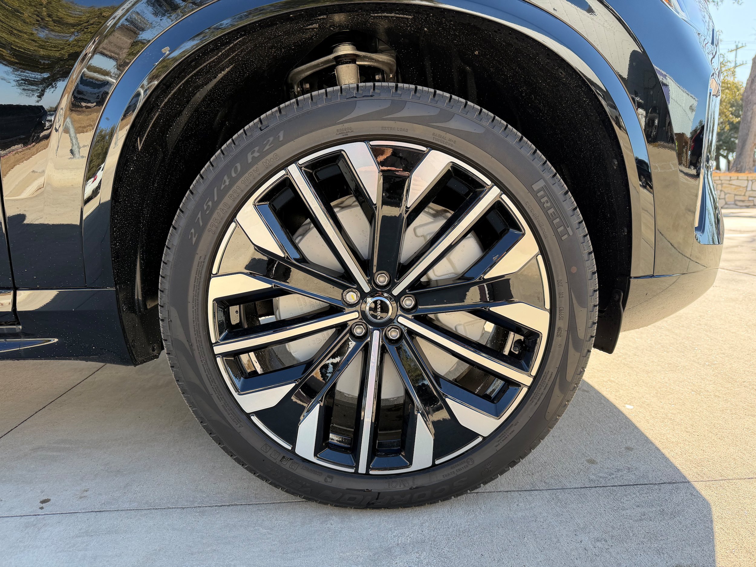 New 2026 Volvo XC90 T8 Core w/ Protection Package Premier AWD/4WD image 7