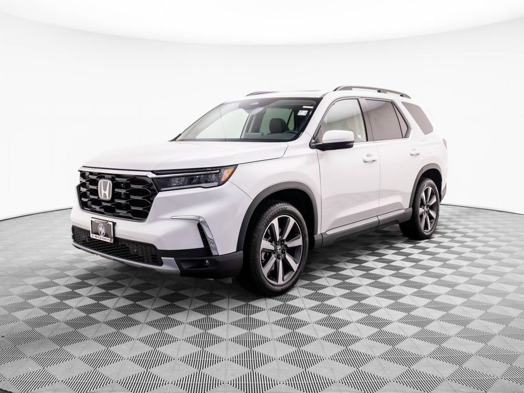 New 2025 Honda Pilot Touring