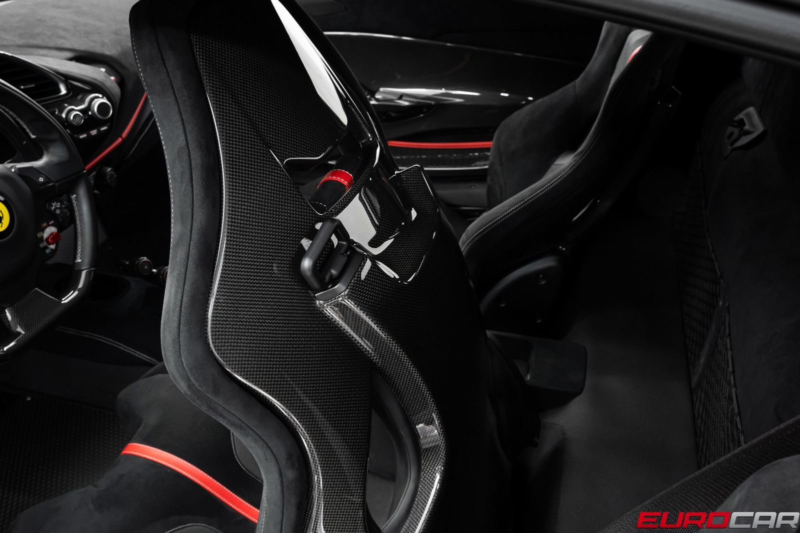 Used 2019 Ferrari 488 Pista Coupe RWD image 44