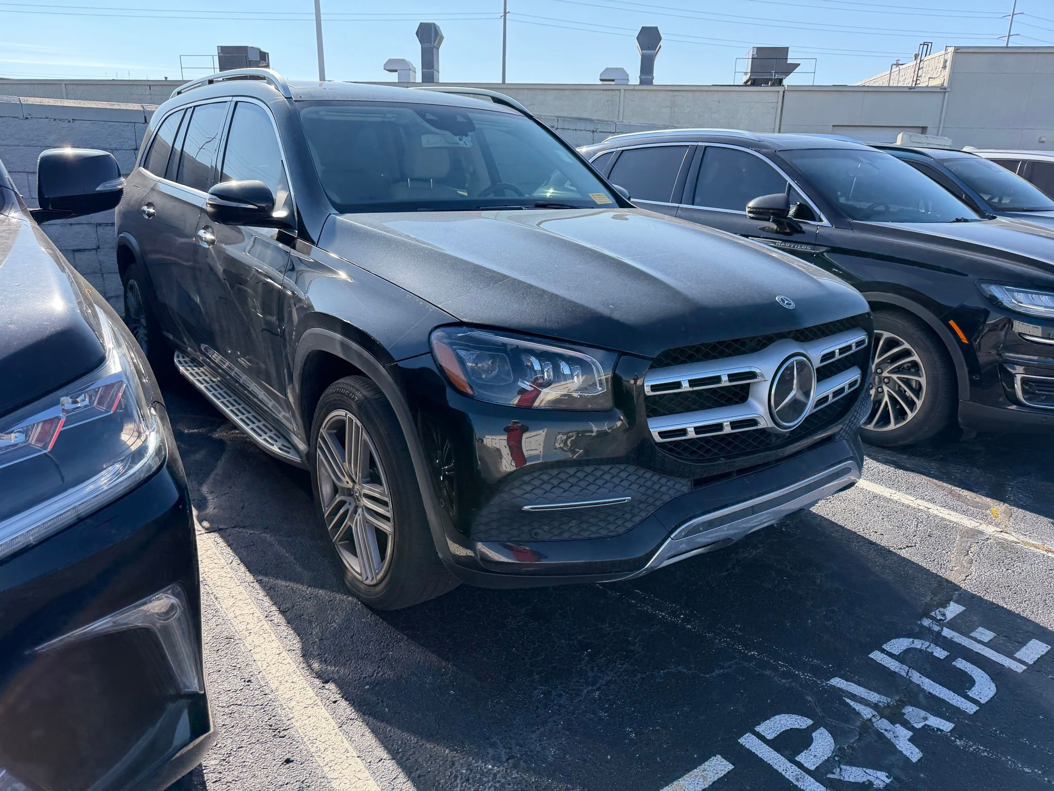 Used 2020 Mercedes-Benz GLS 450 4MATIC image 3