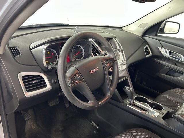 Used 2017 GMC Terrain SLE image 12