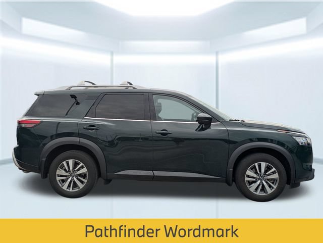 Used 2023 Nissan Pathfinder SL w/ Black Appearance Package AWD/4WD image 8